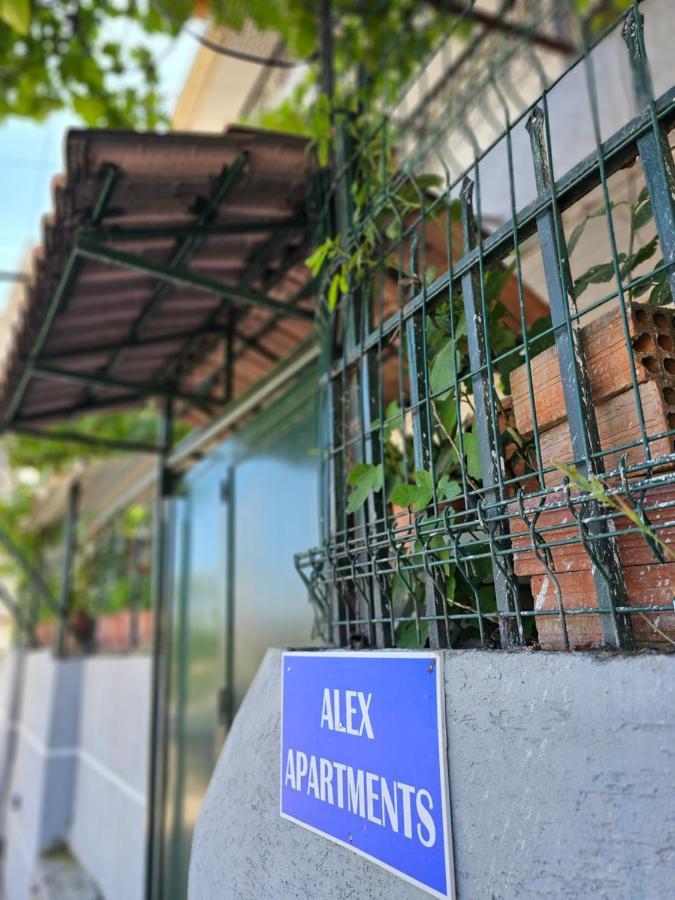 Alex Apartments Sarandë Exteriör bild